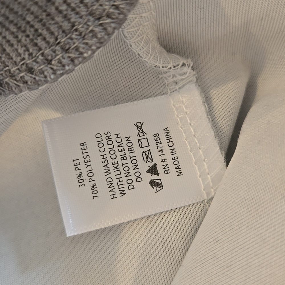 NWT Simply Southern Sequined 'MAMA' Graphic Sweatshirt Gray - Picture 6 of 6
